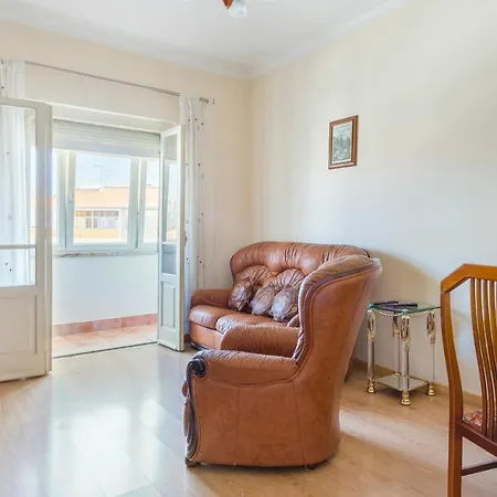 Isabel Dream Ii, 300m From The Train Appartamento Algueirão