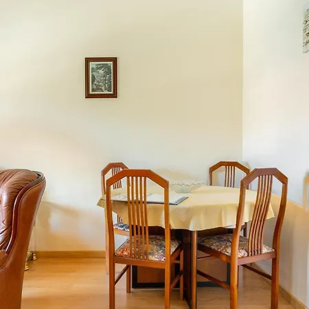 Isabel Dream Ii, 300m From The Train Appartamento *