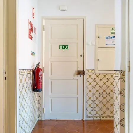 Isabel Dream Ii, 300m From The Train