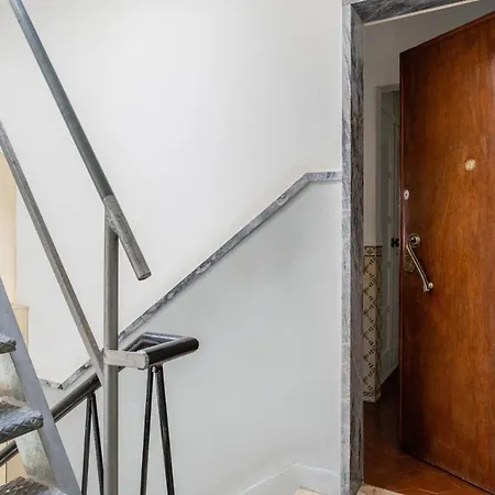 Isabel Dream Ii, 300m From The Train Appartamento *