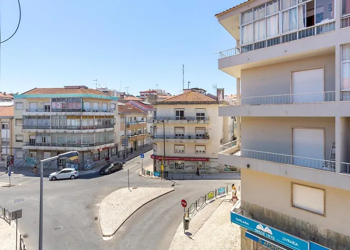 Apartment Isabel Dream Ii, 300m From The Train Algueirão